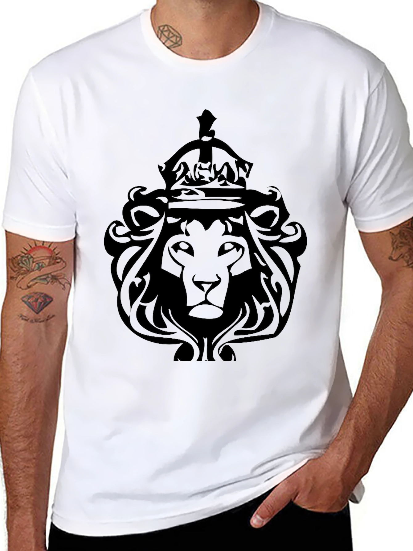 Lion King Graphic Tee - Black Crew Neck T-Shirt